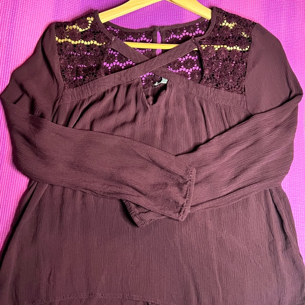 Purple/burgundy loose fit blouse